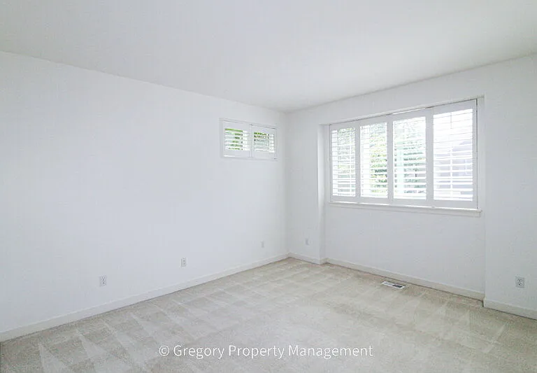 13824 N Creek Dr #802 — Photo 6