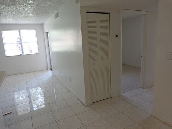 5th image of 1257 SW 46th Ave APT 1815