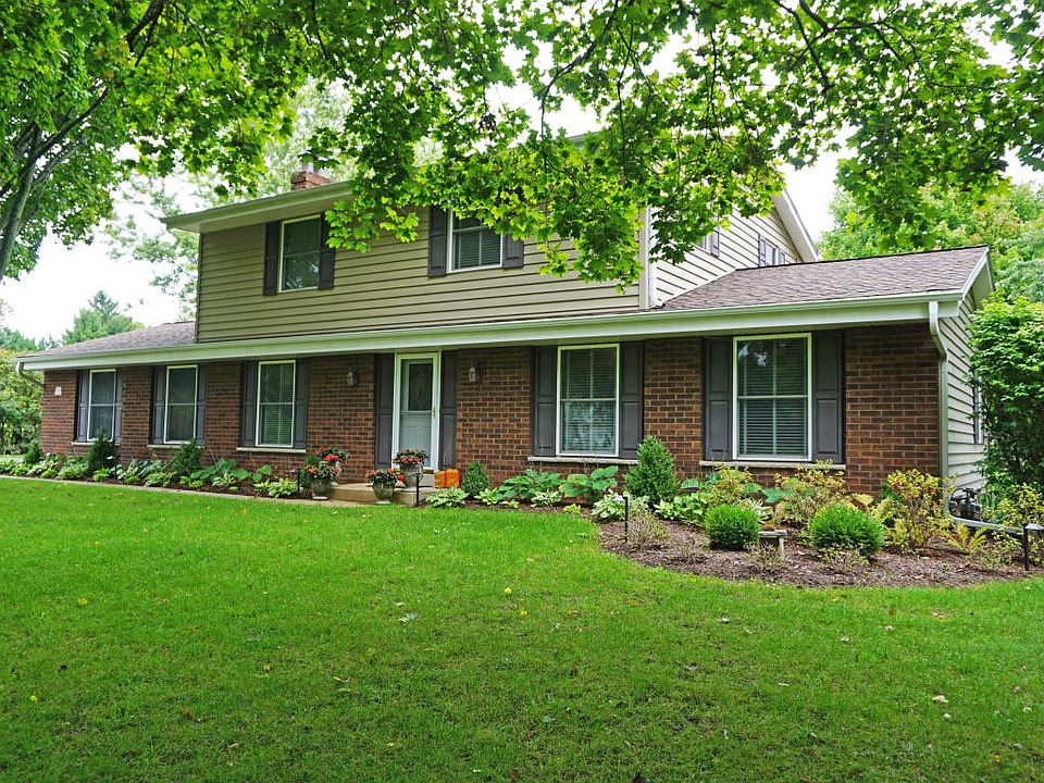 1st image of W305N6936 Linda Ann Dr