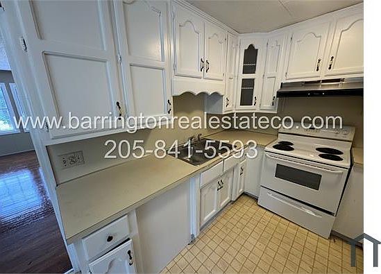 4th image of 400 13th Ave NW