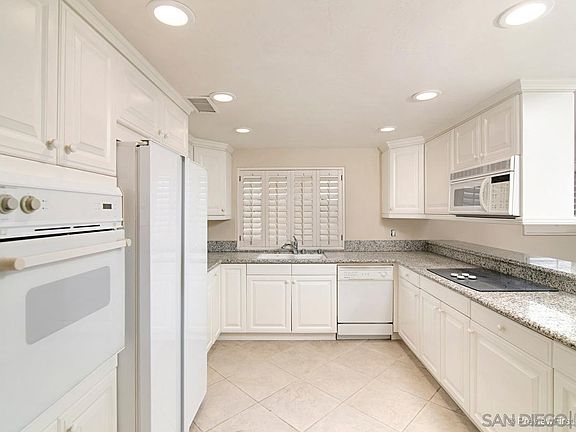 4th image of 7635 Eads Ave Unit 306