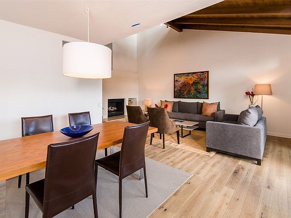 2nd image of 2515 Caminito Muirfield