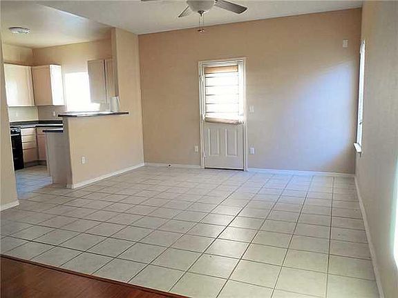 3rd image of 11126 Redstone Cove Dr