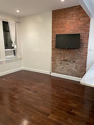 4th image of 230 W 135th St APT 1