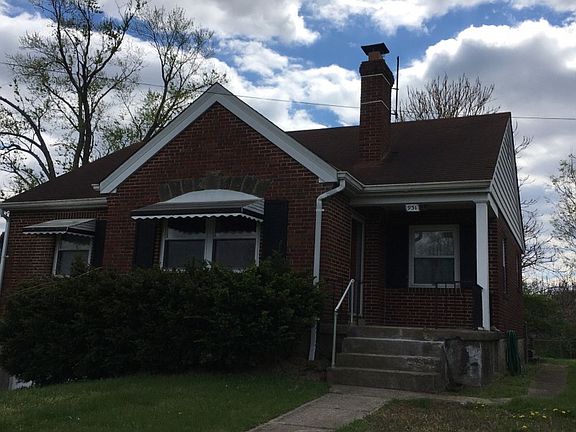 2nd image of 931 W Seymour Ave