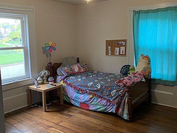 1st Bedroom Main Floor