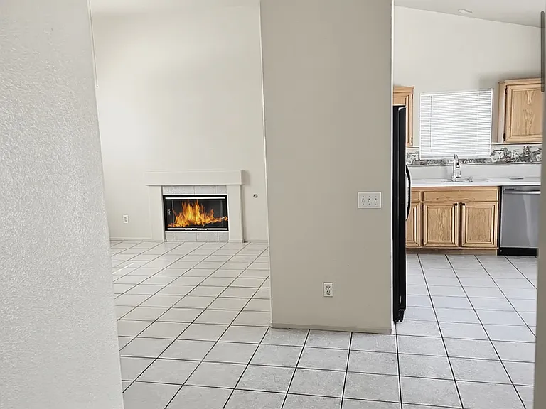 13987 El Cajon Dr — Photo 13