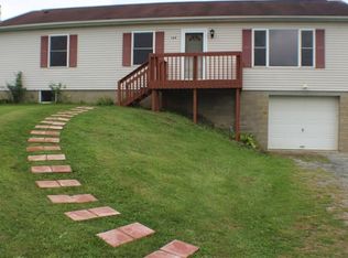 144 Armstrong Hill Ln, Slippery Rock, PA 16057