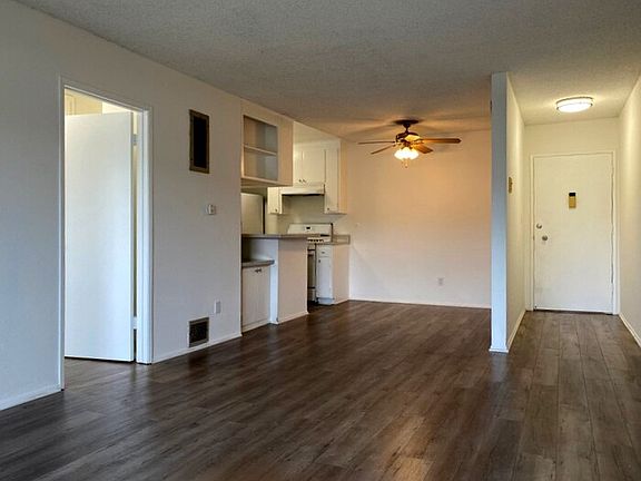 2nd image of 3720 Clarington Ave #205