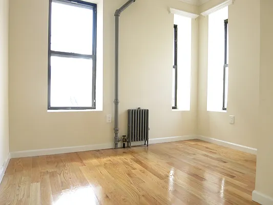 Rented by Crosstown Apartments NYC | media 9