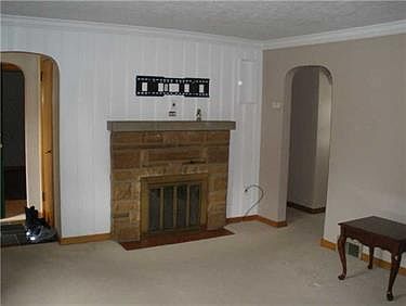 4th image of 2414 Laveen St