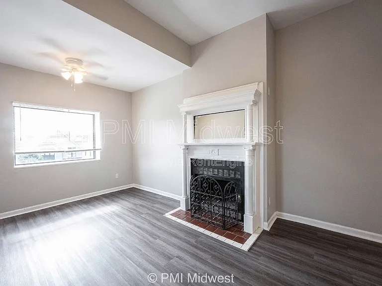2060 N Delaware St #10 — Photo 4