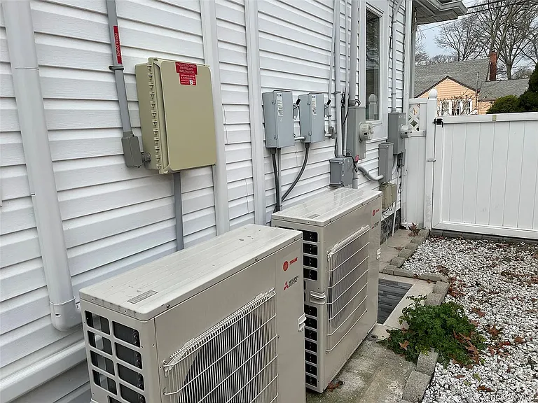 310 Brookside Ct #1 — Photo 13