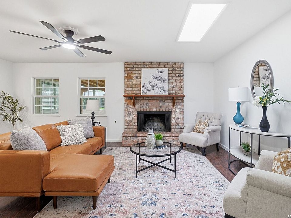 1st image of 105 Mossridge