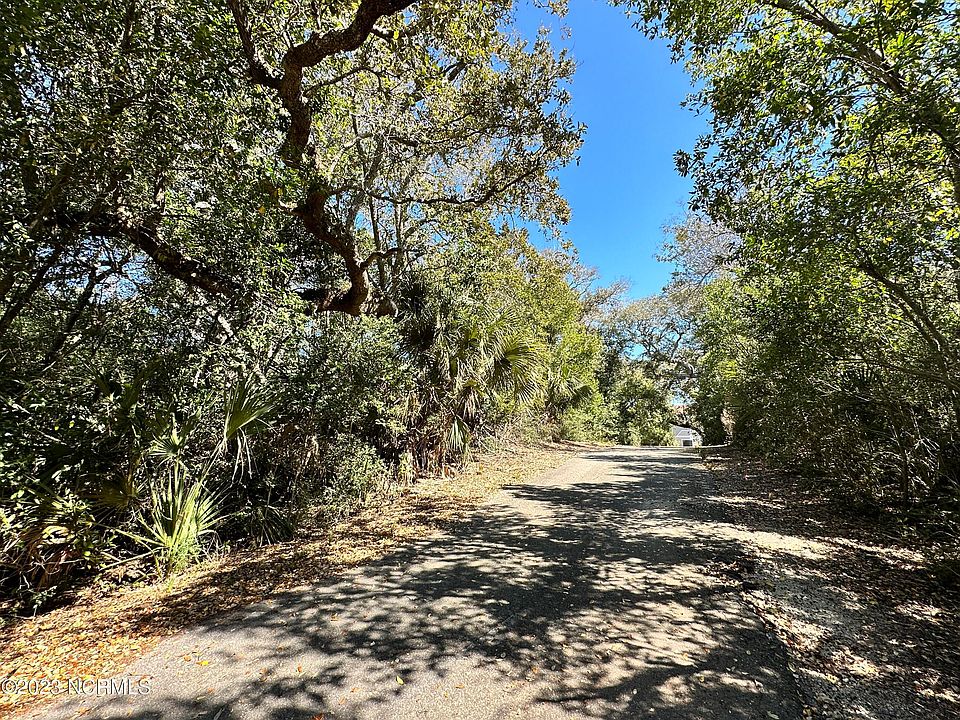 1st image of 462 Kitty Hawk Woods Way