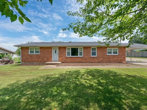 912 Plum Springs Rd, Bowling Green, KY 42101
