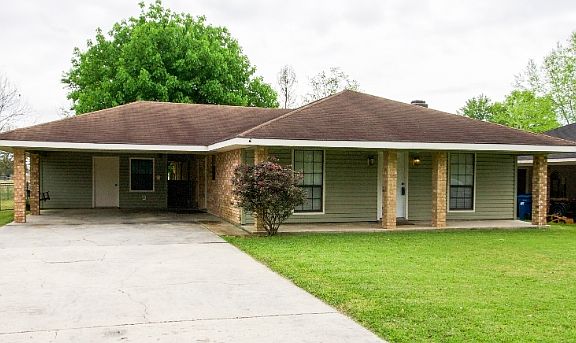 2nd image of 307 Vivian Dr