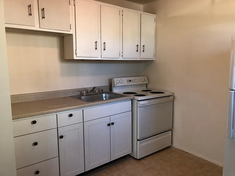 409 Howison Ave #FRONT — Photo 6