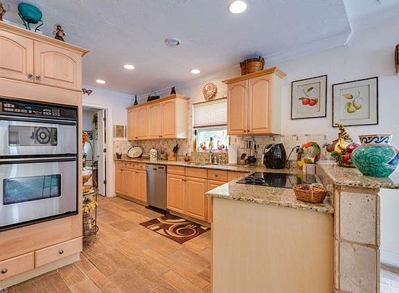 2nd image of 3620 Gulf Harbor Ct