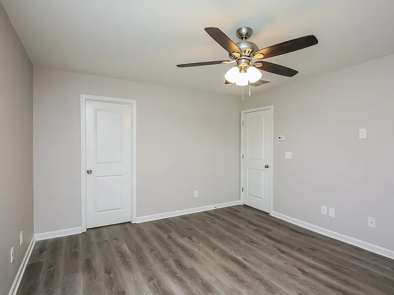643 Nonsuch Way — Photo 14