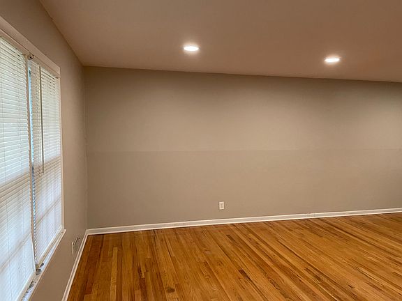 5th image of 8306 Travis Ln