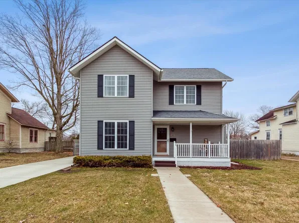 322 South 2nd St, Evansville, WI 53536