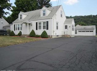 12 Arthur Rd, East Haven, CT 06512