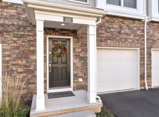 202 Emerald Dr, Branchburg Twp, NJ 08876