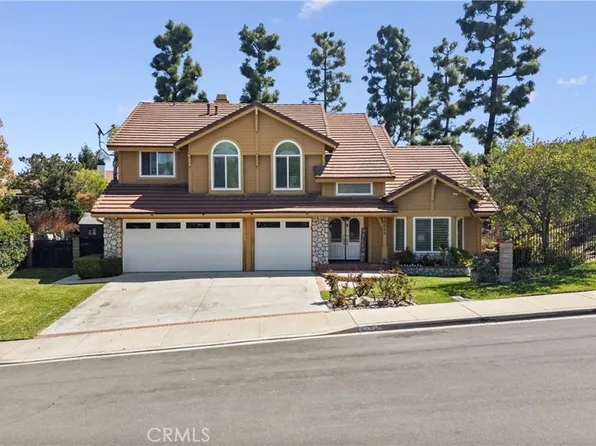 16664 Rocky Creek Dr, Riverside, CA 92503