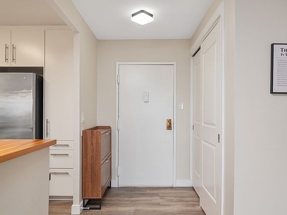 5th image of 11801 Rockville Pike APT 605