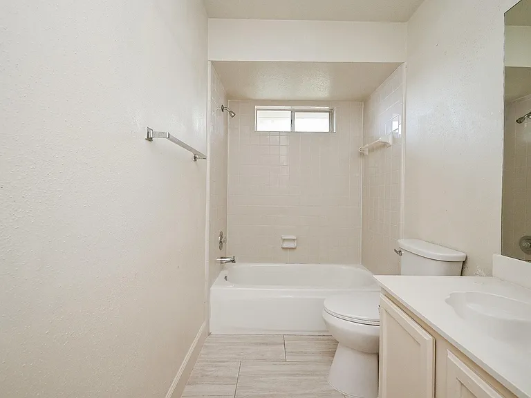 9731 New Kent Dr — Photo 22