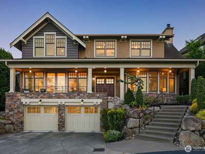 8241 Lakemont Drive NE, Seattle, WA, 98115