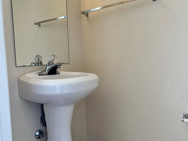 4950 NW 44th Ln #107 — Photo 5