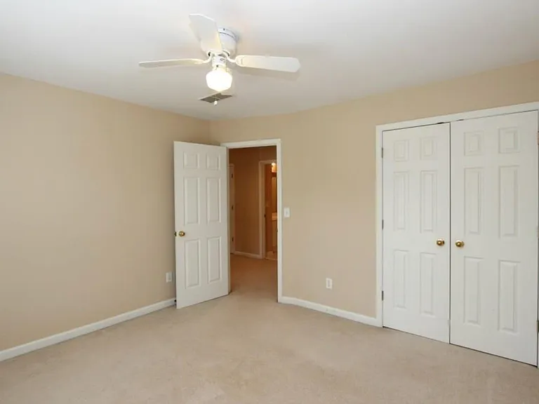 4310 Canterbury Walk Dr — Photo 14