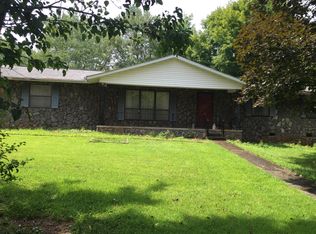 310 Bluff Pointe Rd, Harriman, TN 37748