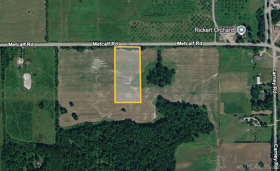 1st image of Metcalf Rd