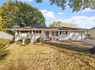 2115 NW 81st St, Clive, IA 50325