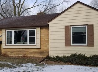 1045 Walnut St, Webster City, IA 50595