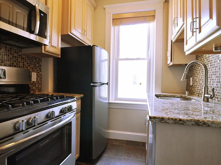 131 Park Dr #30 — Photo 10