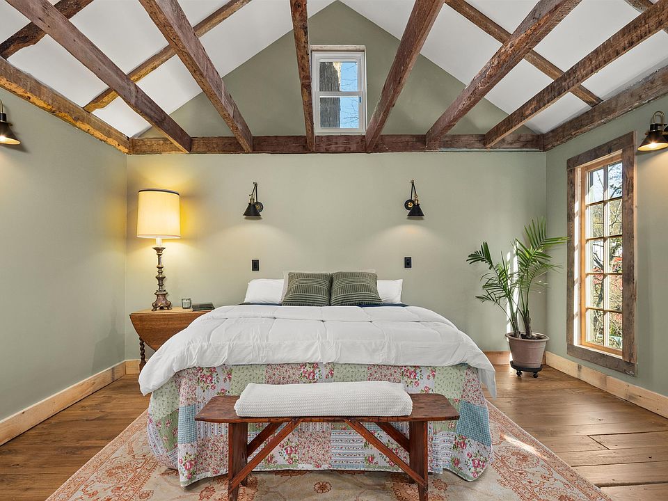 1st image of 19 Sinclair Road