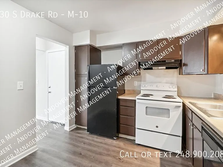 330 S Drake Rd #M-10 — Photo 50