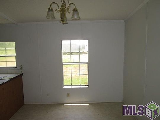 4th image of 1625 Saint Francis Ln
