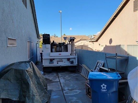 4th image of 8113 Squaw Springs Ln