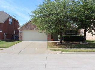 10005 Daly Dr, Hurst, TX 76053