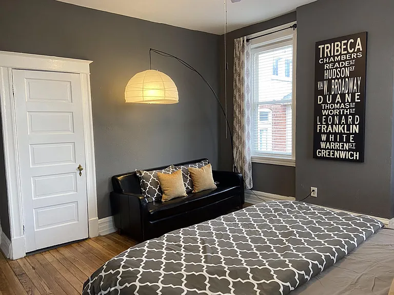 3915 Shaw Blvd — Photo 2