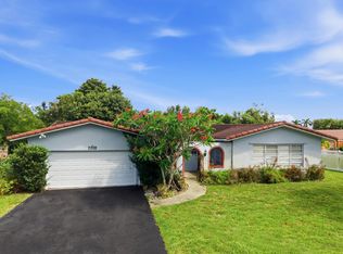 10325 NW 42nd Dr, Coral Springs, FL 33065