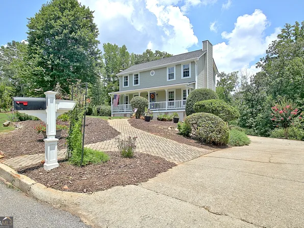 12 Plantation Dr, Newnan, GA 30263
