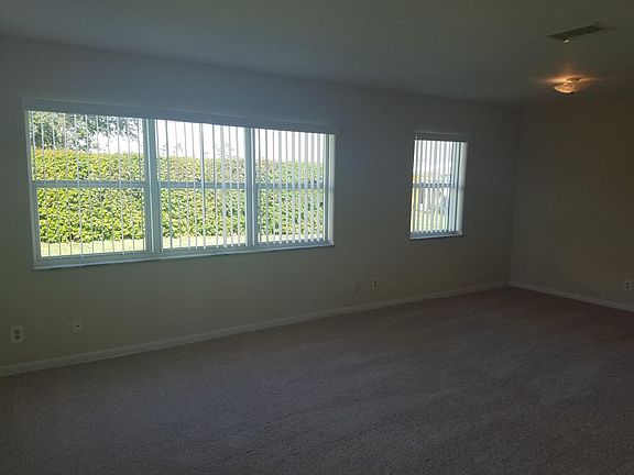 3rd image of 2936 SE Morningside Boulevard