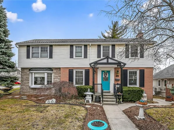 66 Arcade Cres, Hamilton, ON L9C 3H9