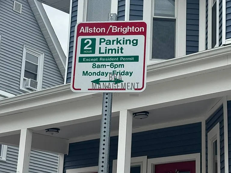 10 Benson St — Photo 9